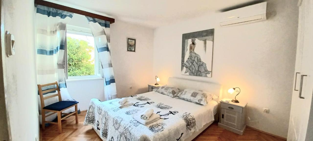 Apartman Perina โตรกีร์ ภายนอก รูปภาพ
