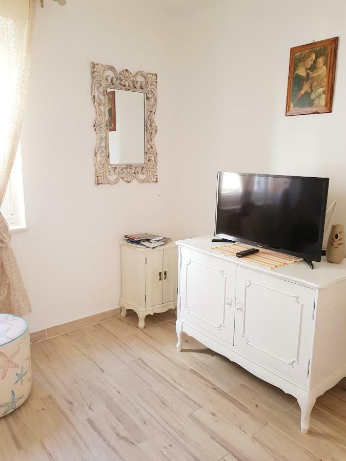 Apartman Perina โตรกีร์ ภายนอก รูปภาพ